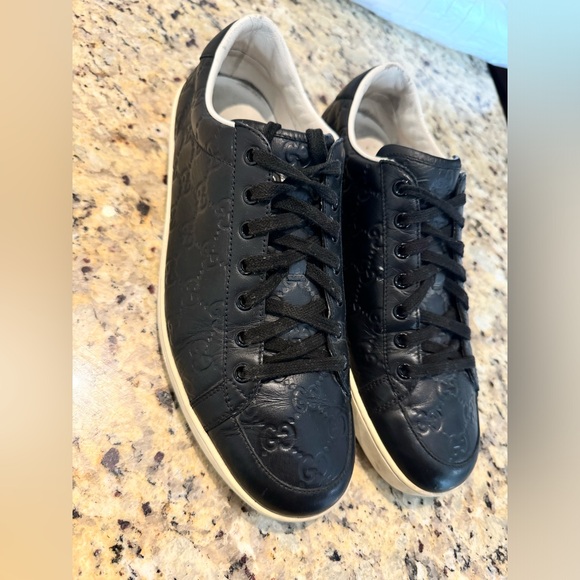 GUCCI BROOKLY GUCCISSIMA SNEAKERS - Picture 2 of 6